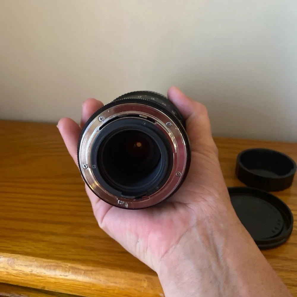 Vivitar Black Camera Lens 80-200mm f4.5 MC Telephoto Zoom Lens
